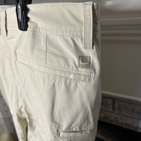 Huk Men's Performance Material Light Khaki Chino Fishing pants - Picture 2 of 8
